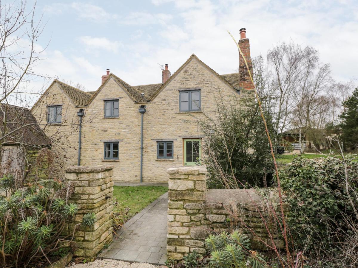 High Cogges Farm Holiday Cottages Witney Eksteriør bilde