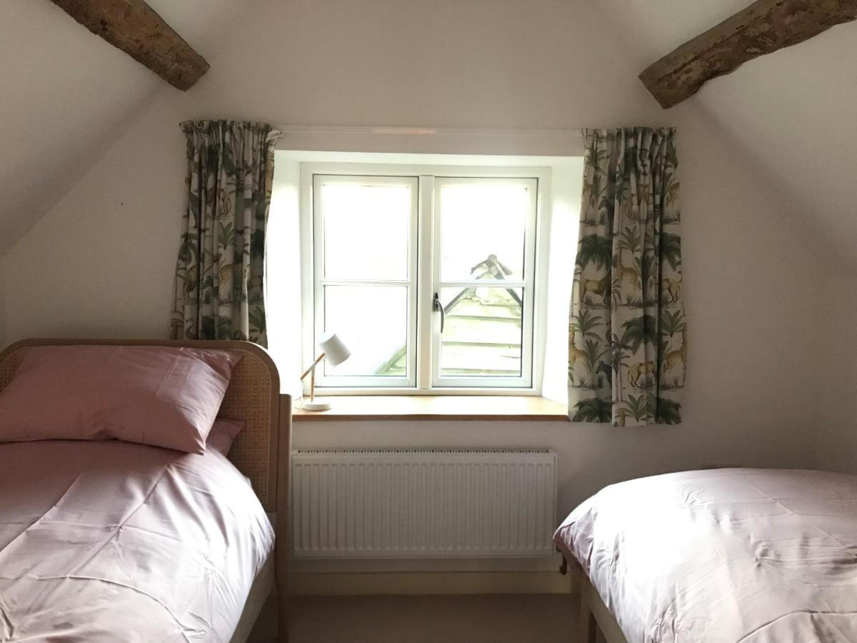 High Cogges Farm Holiday Cottages Witney Eksteriør bilde
